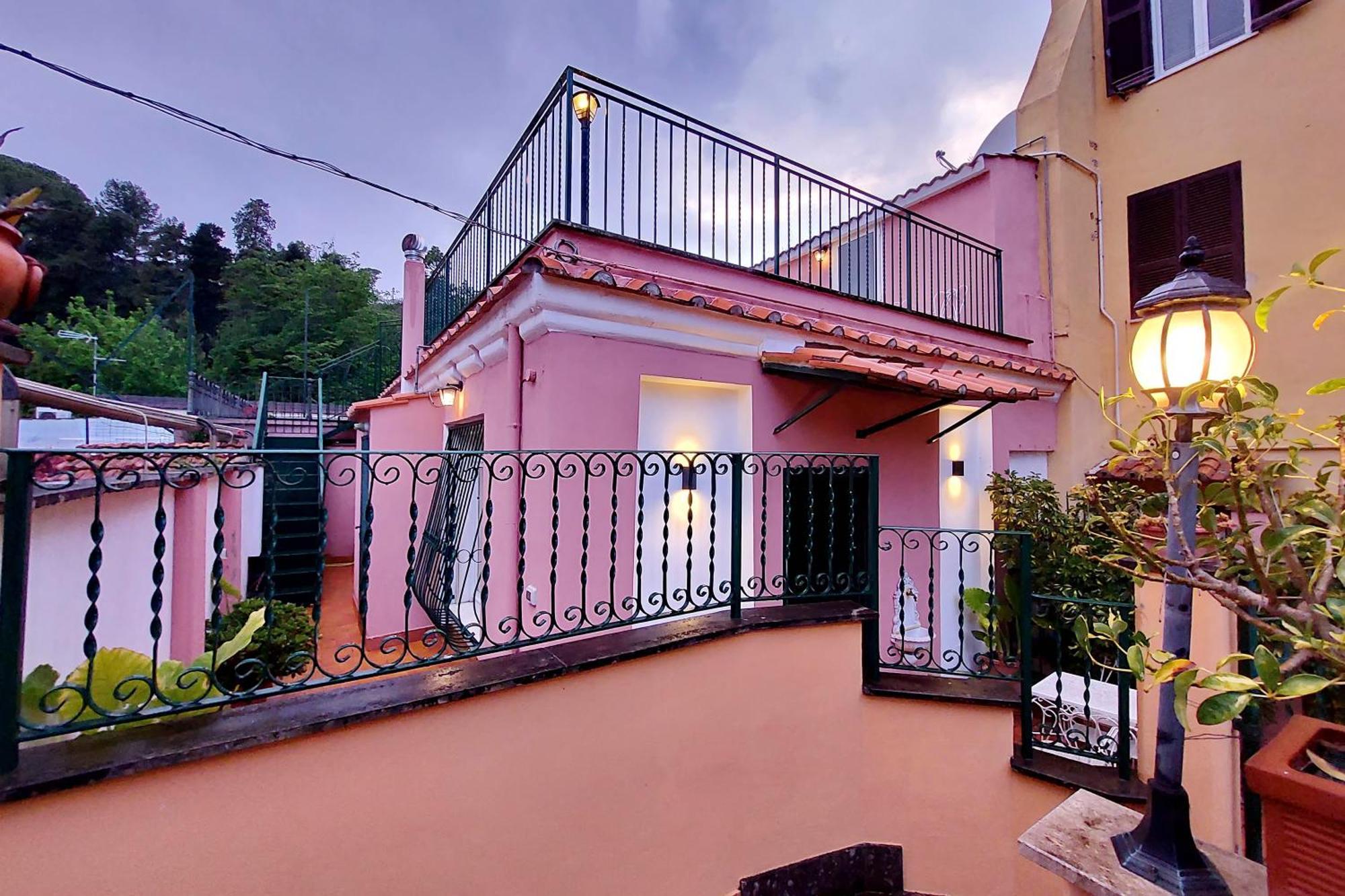 Domus Monami Dreams & Terrace In Trastevere Apartment Rome